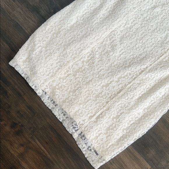 HOLLISTER LACE DRESS - Picture 3 of 6